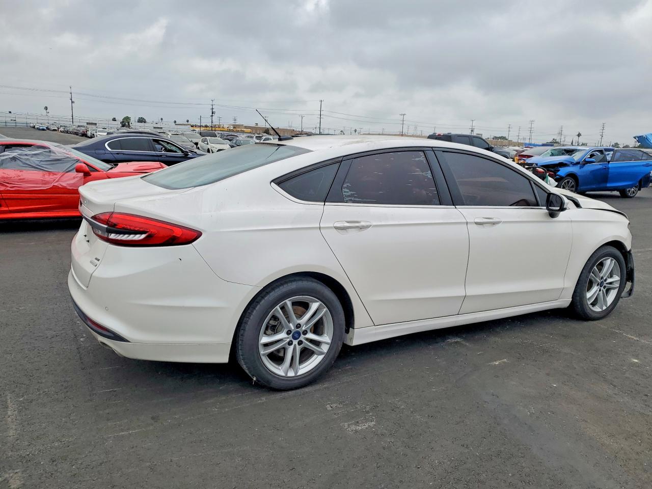 2018 FORD FUSION SE photo 3