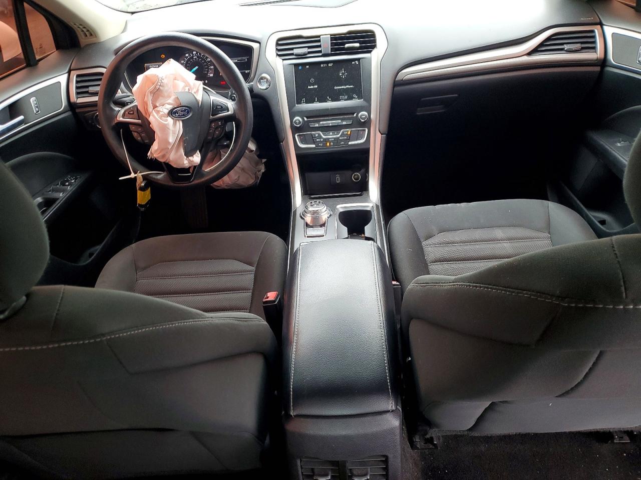 2018 FORD FUSION SE photo 8