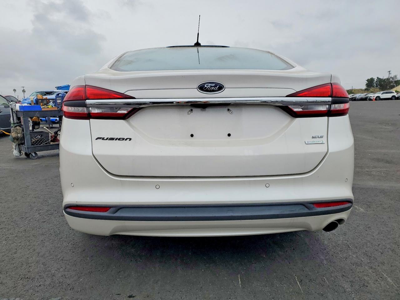 2018 FORD FUSION SE photo 6