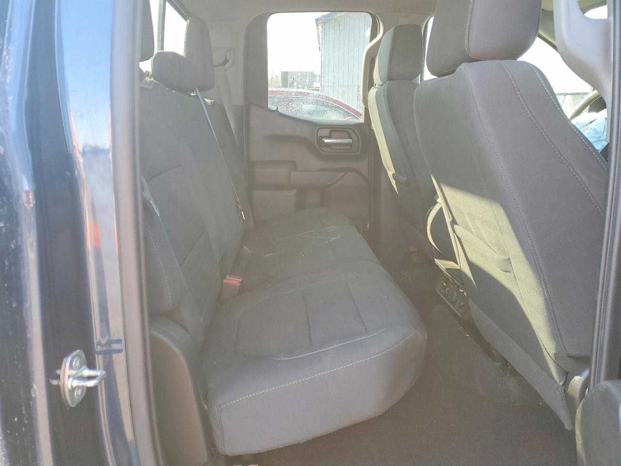 2020 CHEVROLET SILVERADO K1500 LT photo 10