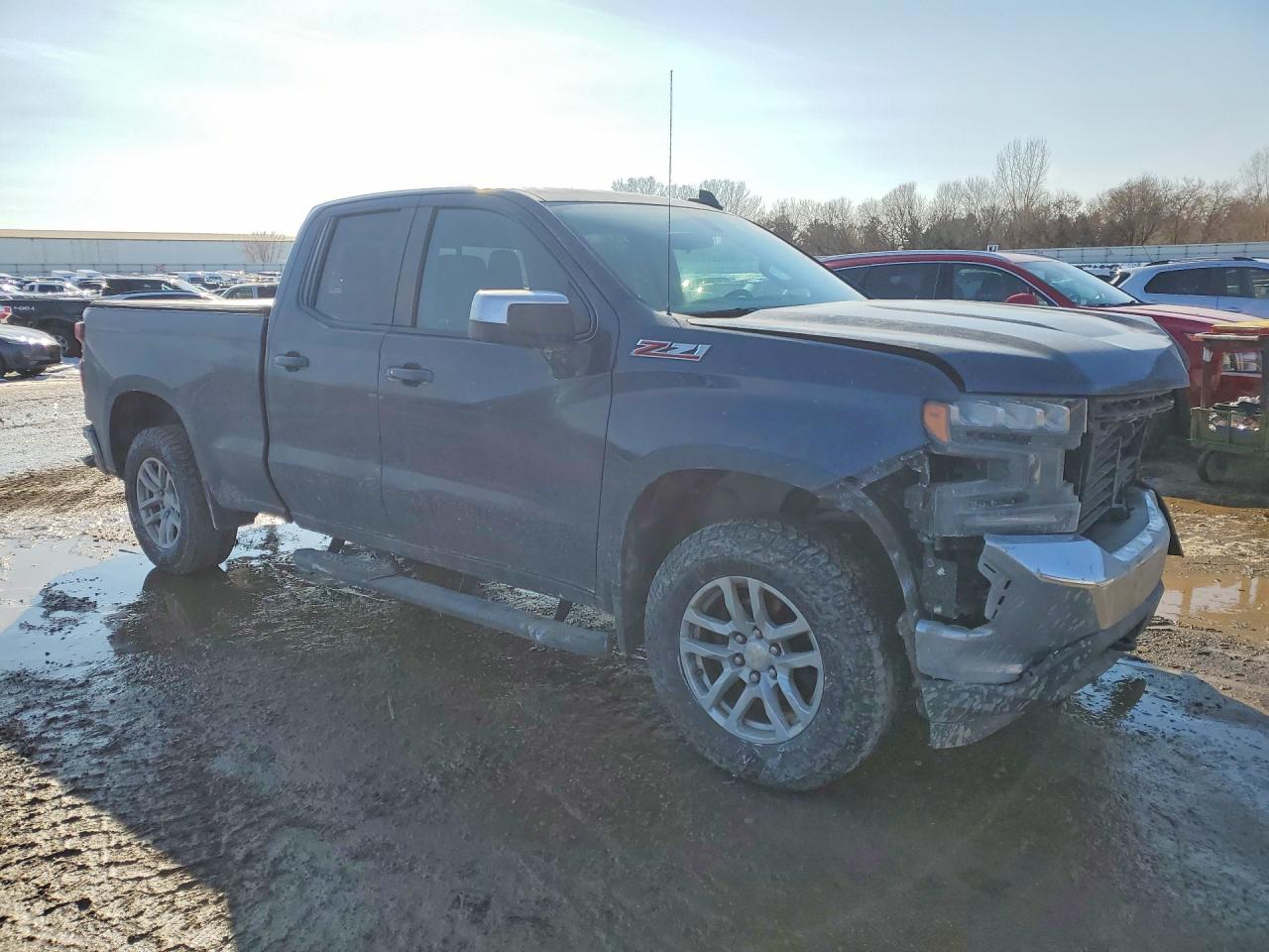 2020 CHEVROLET SILVERADO K1500 LT photo 4