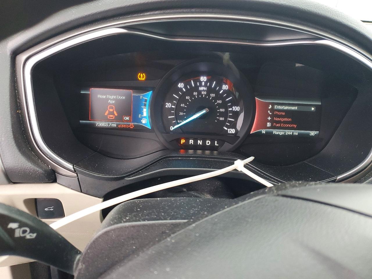 2020 FORD FUSION SE photo 9