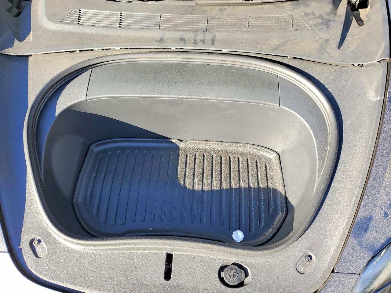 2024 TESLA MODEL 3 photo 11
