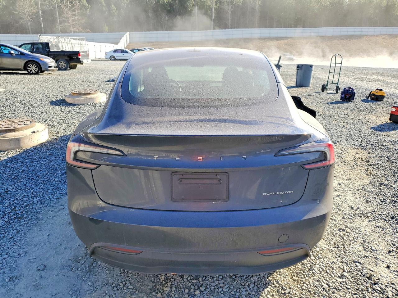 2024 TESLA MODEL 3 photo 6