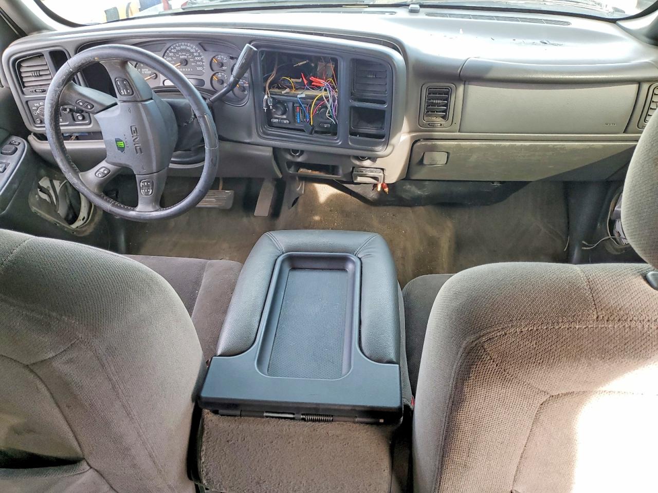 2006 GMC NEW SIERRA C1500 photo 15