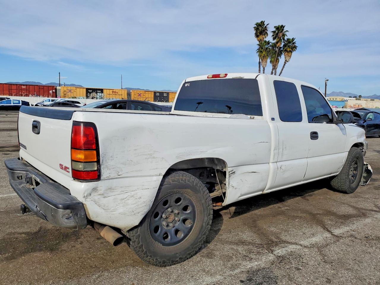 2006 GMC NEW SIERRA C1500 photo 5