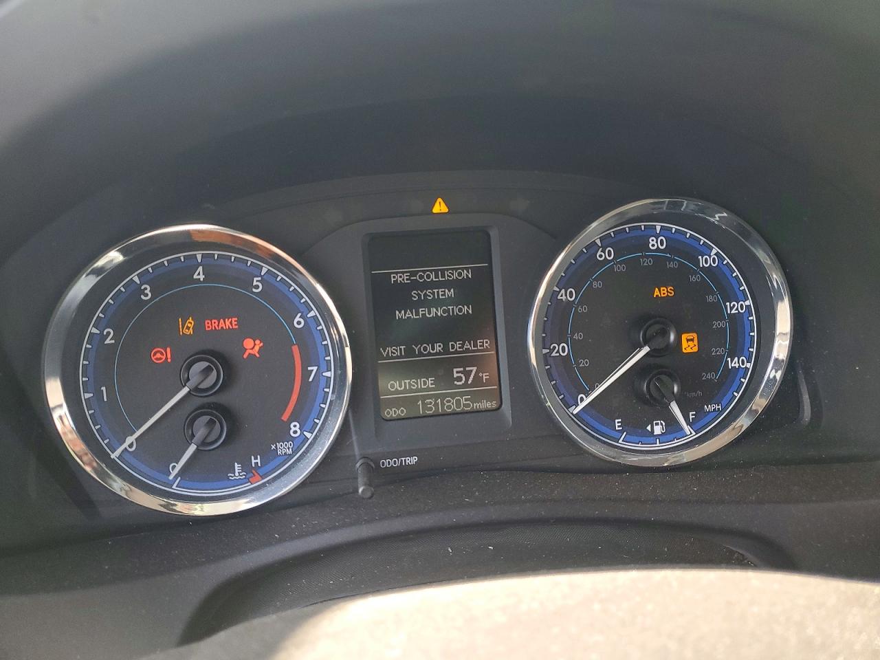 2018 TOYOTA COROLLA L photo 9