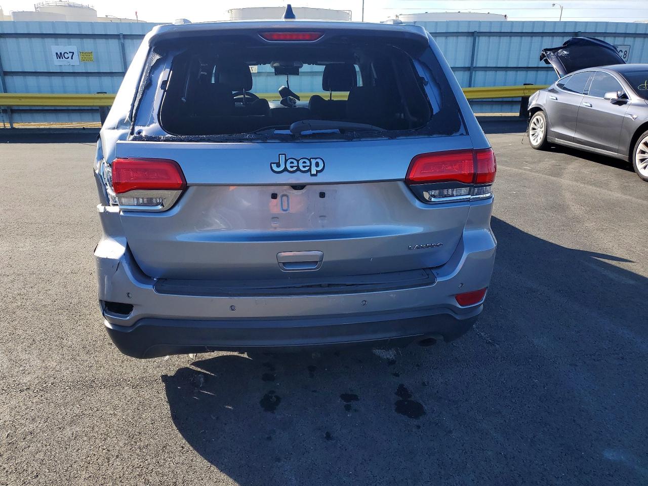 2016 JEEP GRAND CHEROKEE LAREDO photo 6