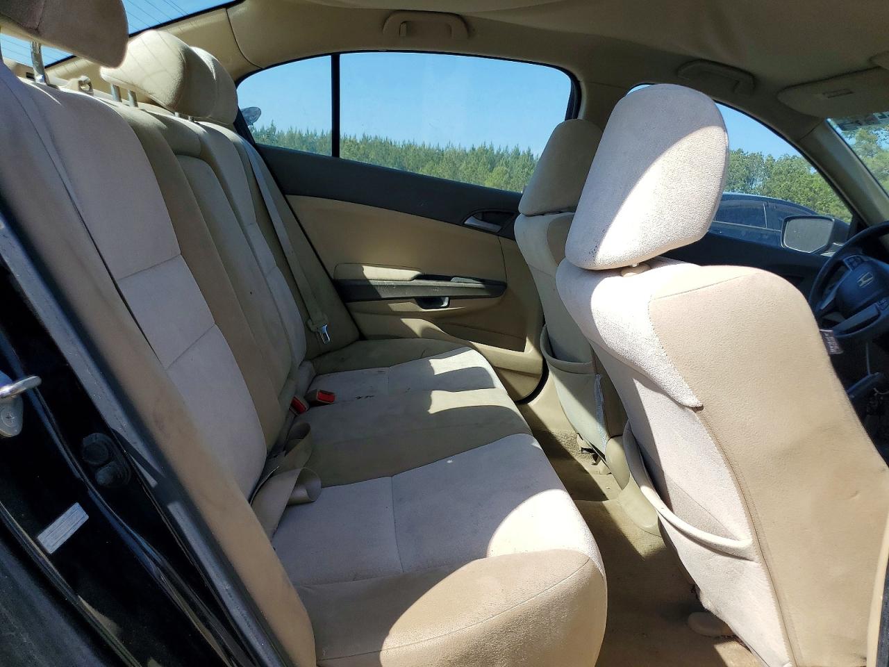 2010 HONDA ACCORD LX photo 28
