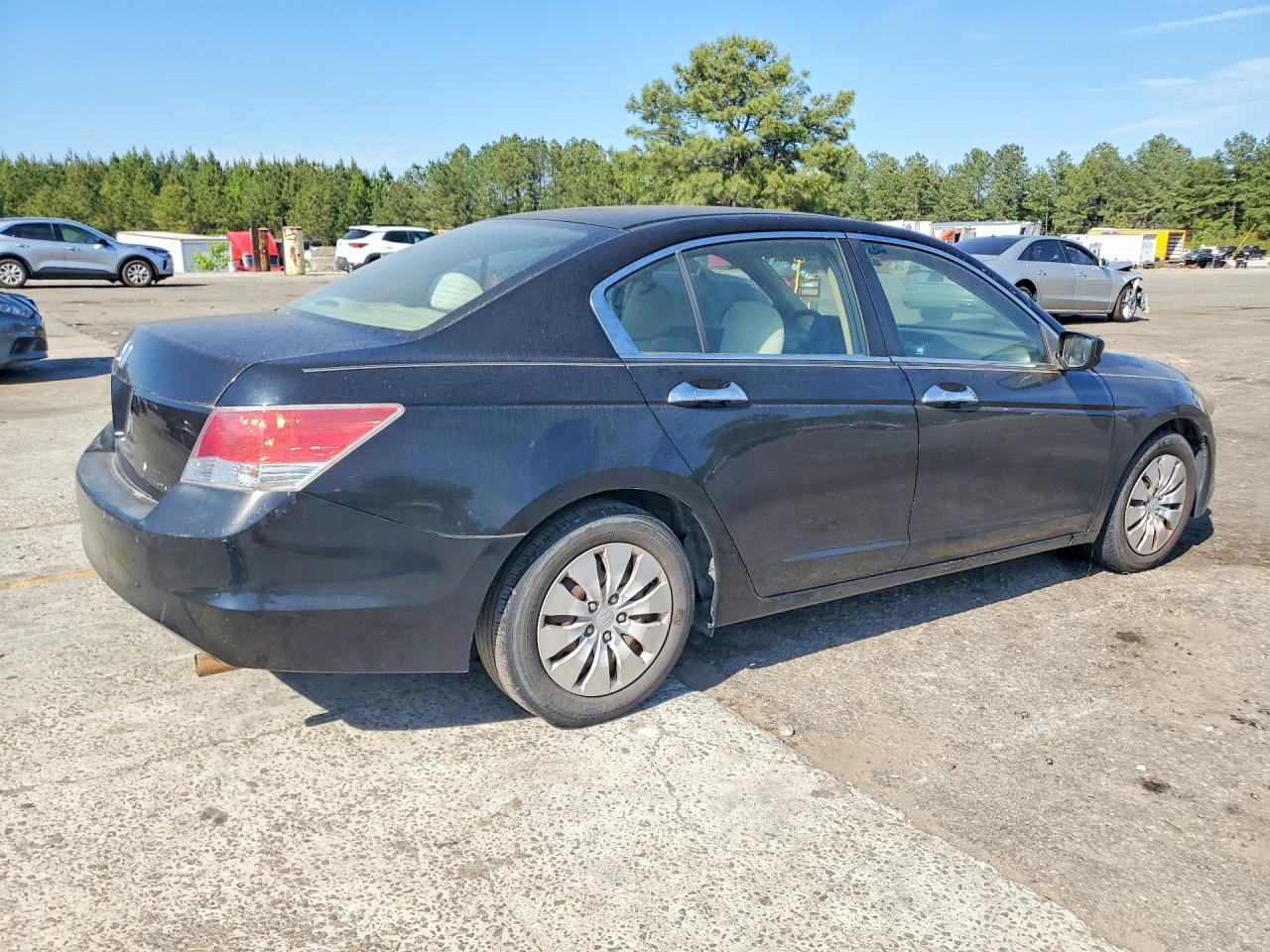 2010 HONDA ACCORD LX photo 7