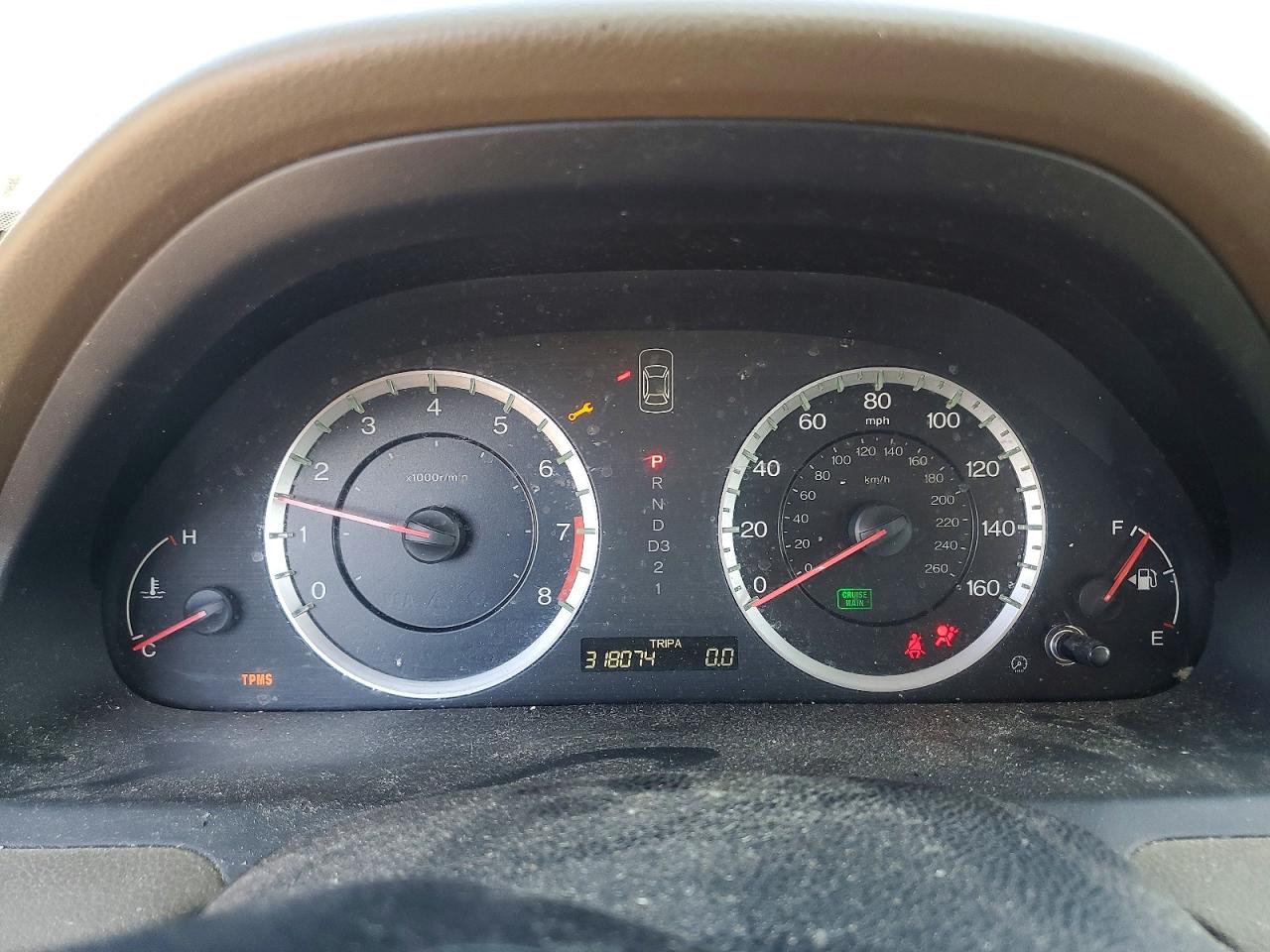 2010 HONDA ACCORD LX photo 25