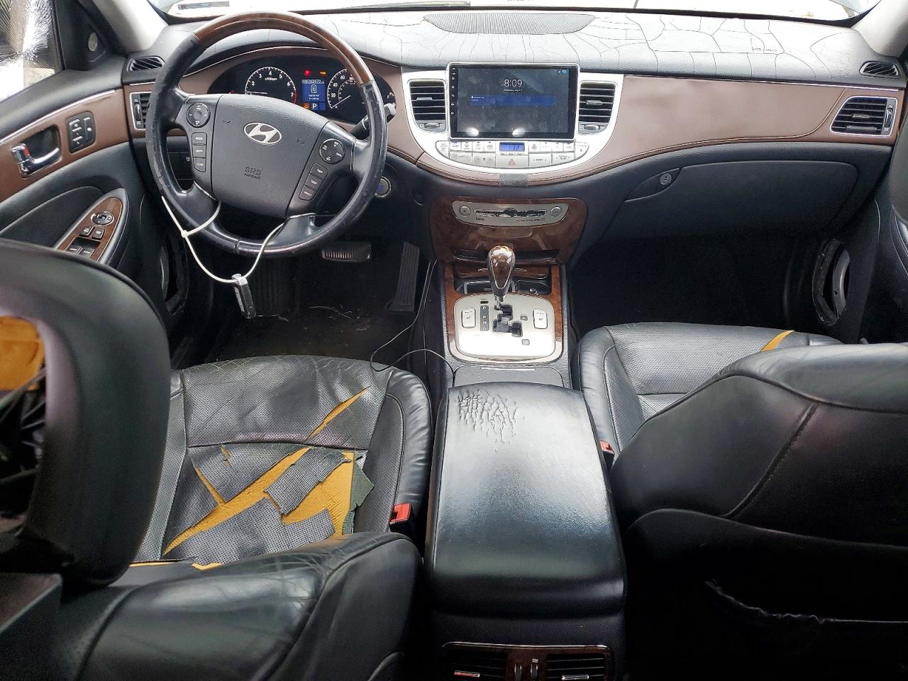 2009 HYUNDAI GENESIS 4.6L photo 8