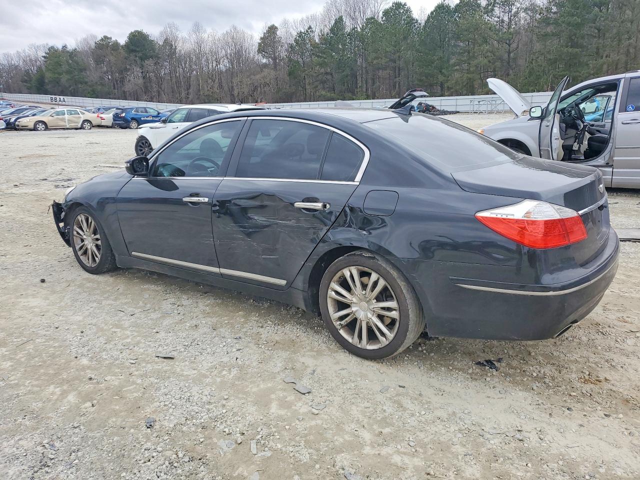 2009 HYUNDAI GENESIS 4.6L photo 2
