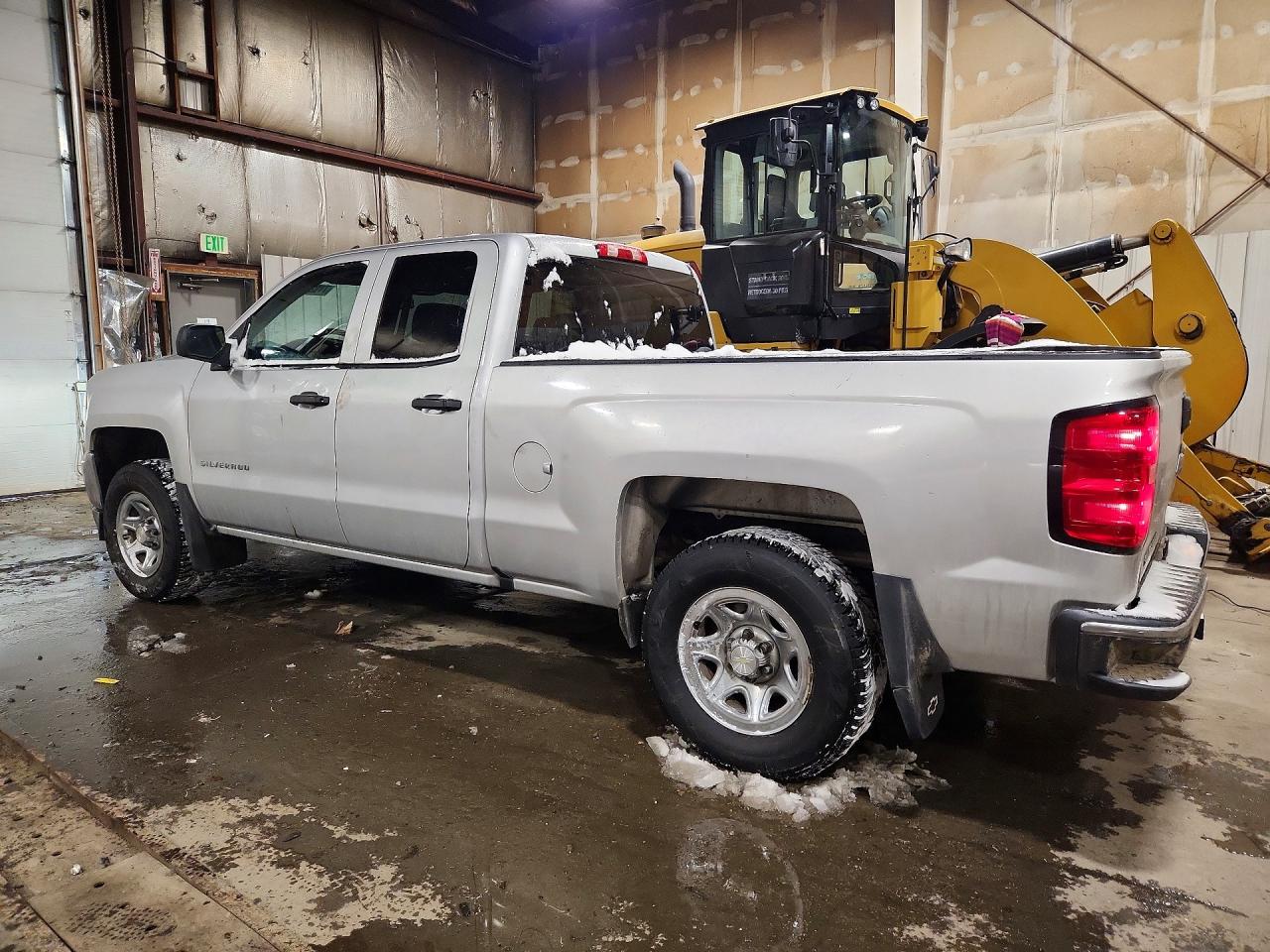 2016 CHEVROLET SILVERADO K1500 photo 2