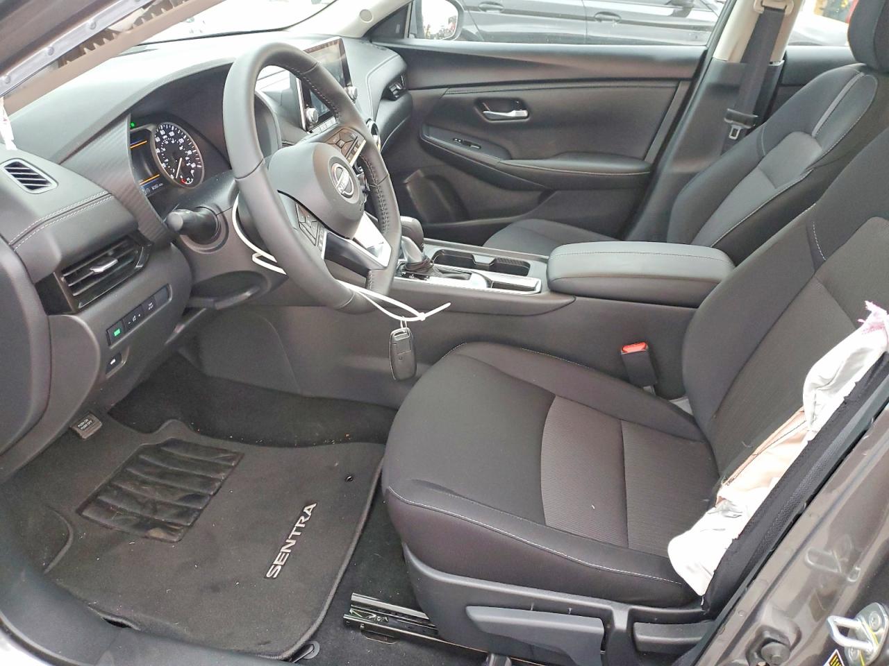 2025 NISSAN SENTRA SV photo 7