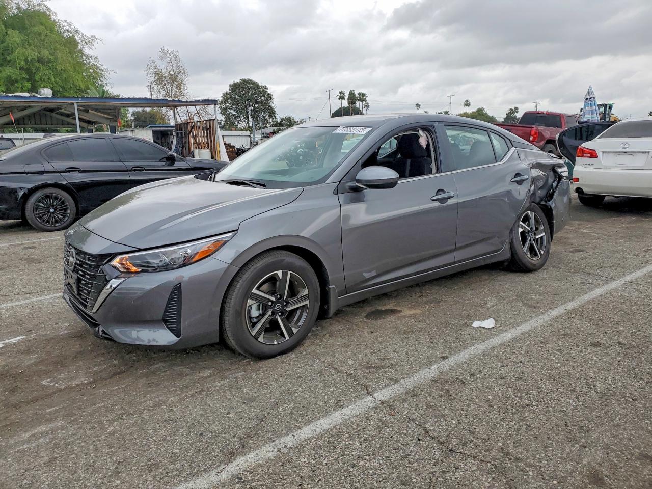 2025 NISSAN SENTRA