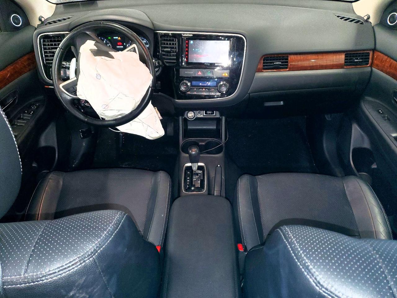 2014 MITSUBISHI OUTLANDER GT photo 15