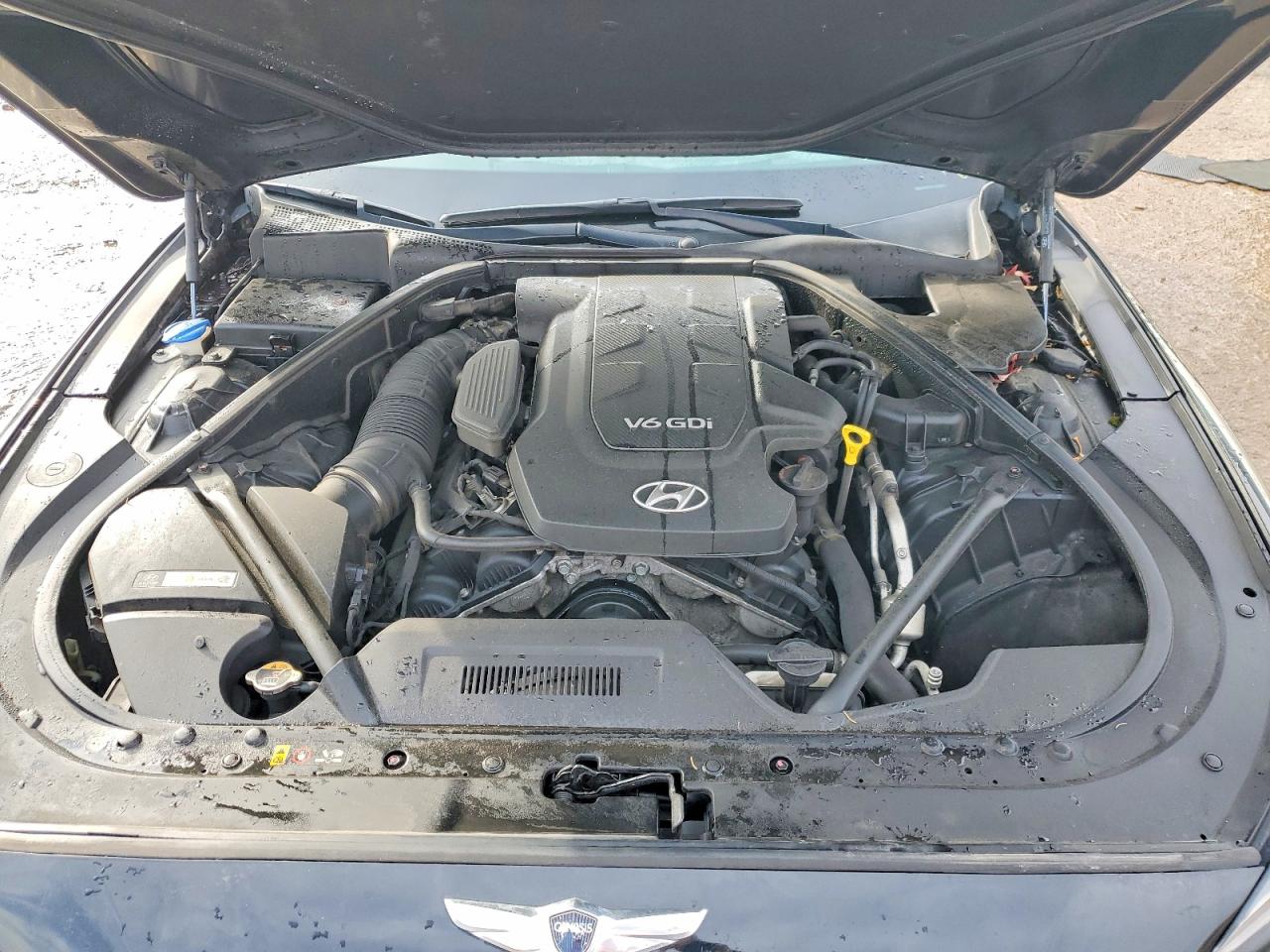 2015 HYUNDAI GENESIS 3.8L photo 31