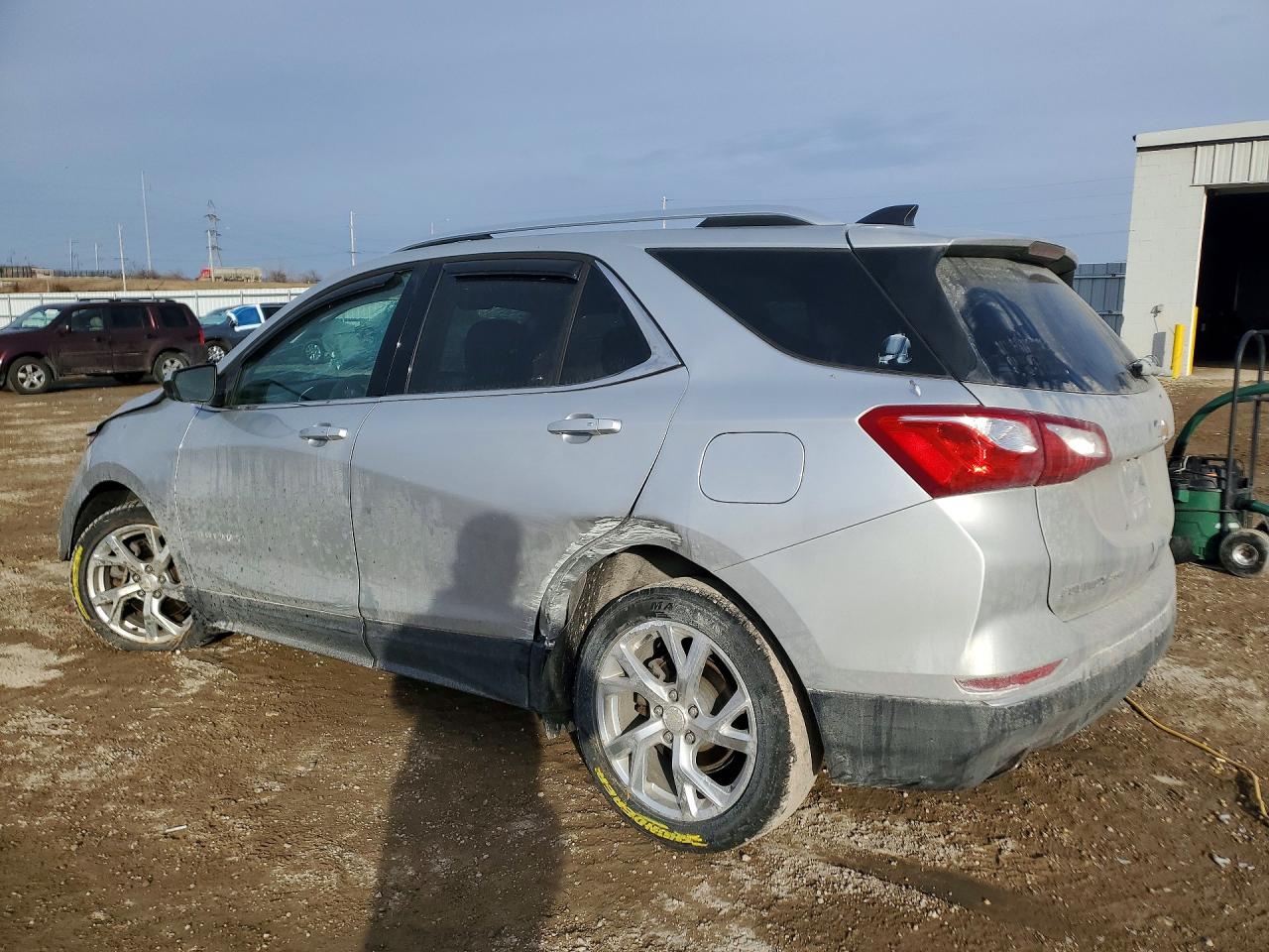 2019 CHEVROLET EQUINOX LT photo 4
