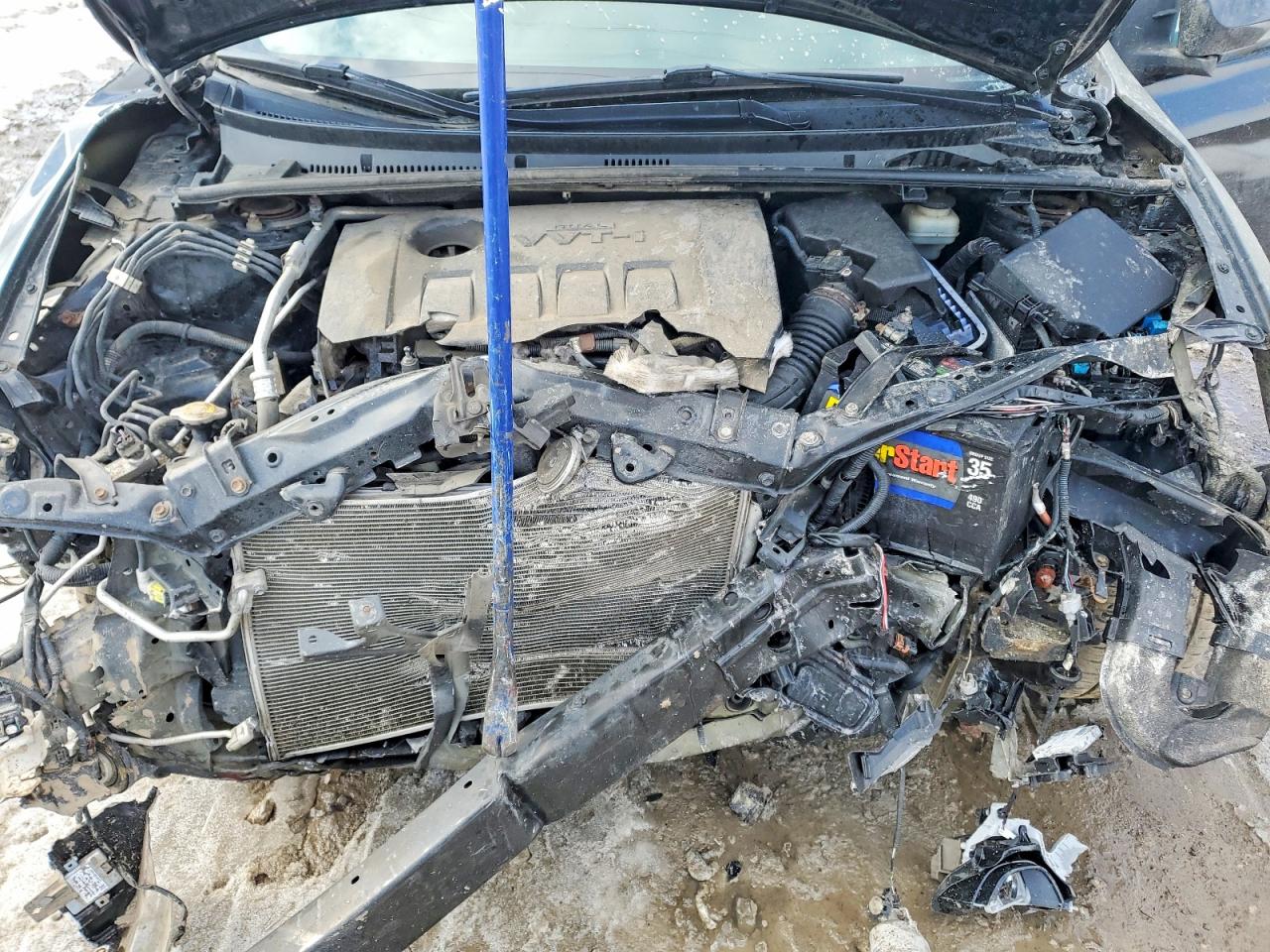 2015 TOYOTA COROLLA photo 11