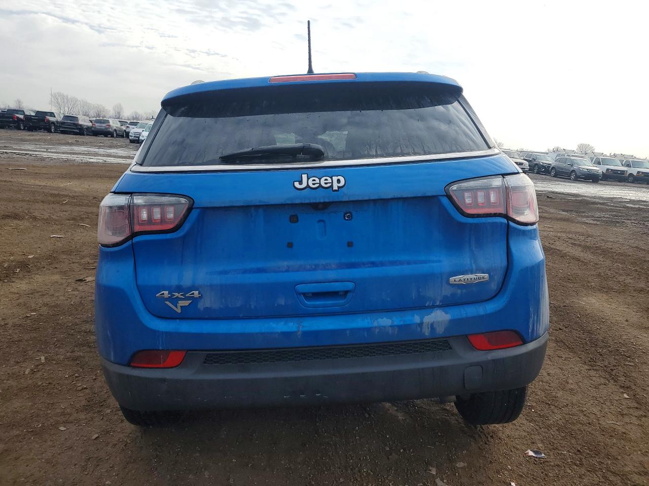 2017 JEEP COMPASS LATITUDE photo 11