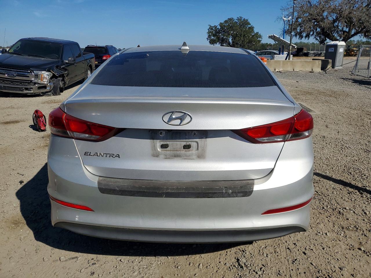 2017 HYUNDAI ELANTRA SE photo 11