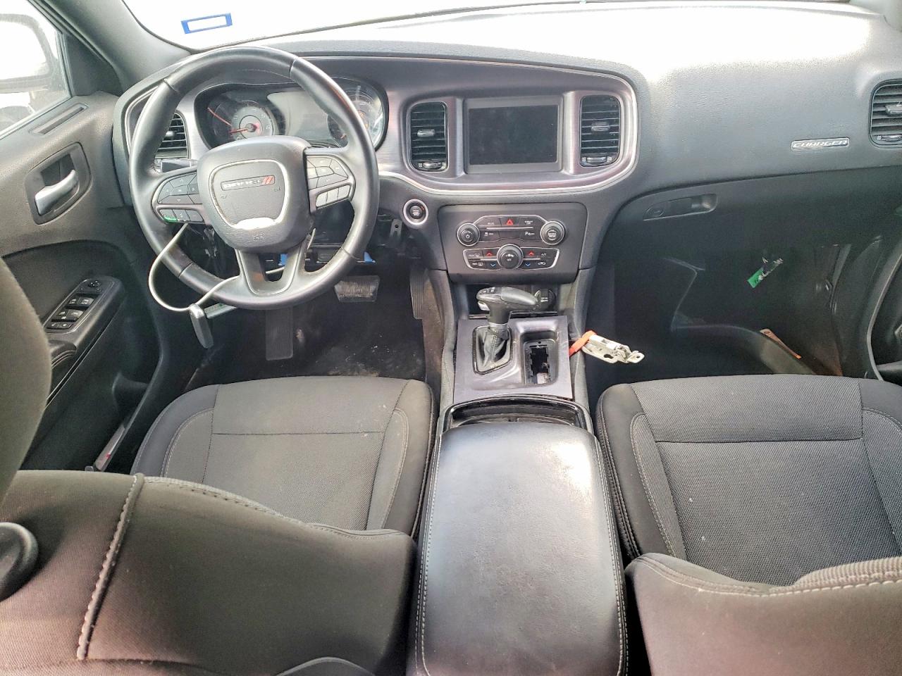 2018 DODGE CHARGER SXT photo 15