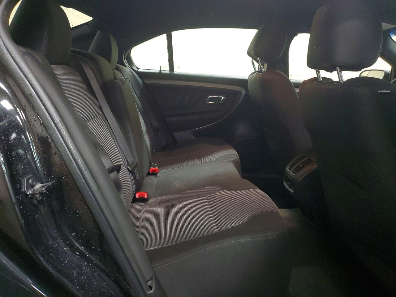 2015 FORD TAURUS SEL photo 10