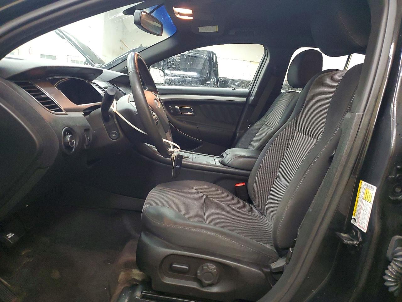 2015 FORD TAURUS SEL photo 7