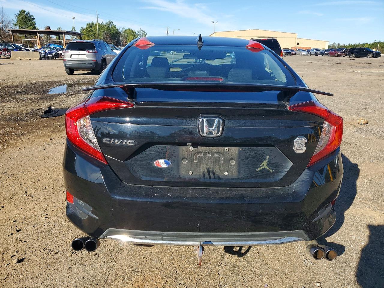 2020 HONDA CIVIC EX photo 11