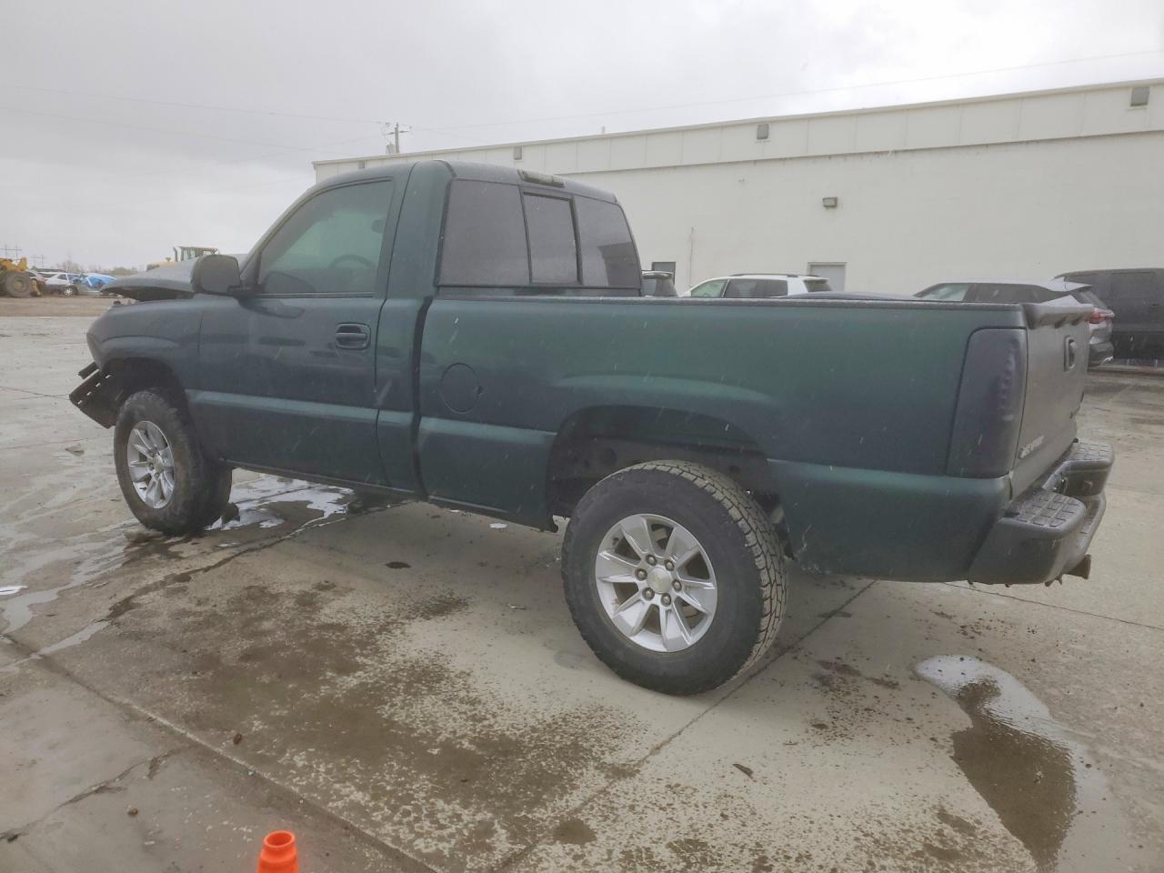 2003 CHEVROLET SILVERADO K1500 photo 3
