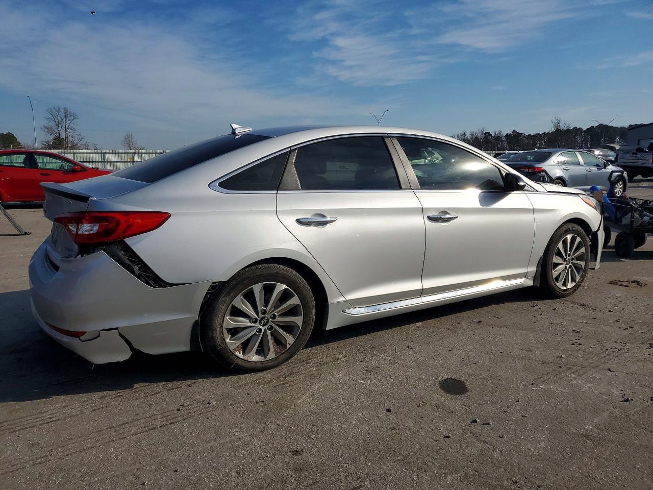 2015 HYUNDAI SONATA SPORT photo 5