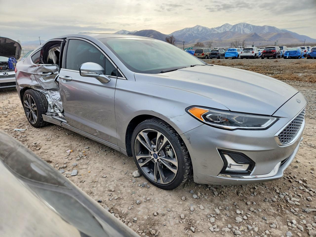 2020 FORD FUSION TITANIUM photo 4