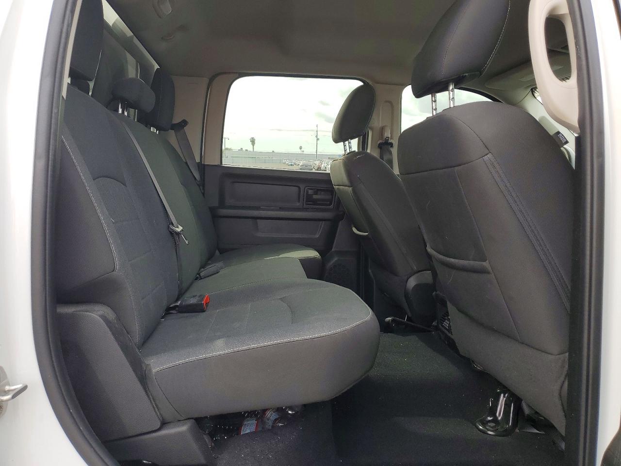 2023 RAM 1500 CLASSIC TRADESMAN photo 10