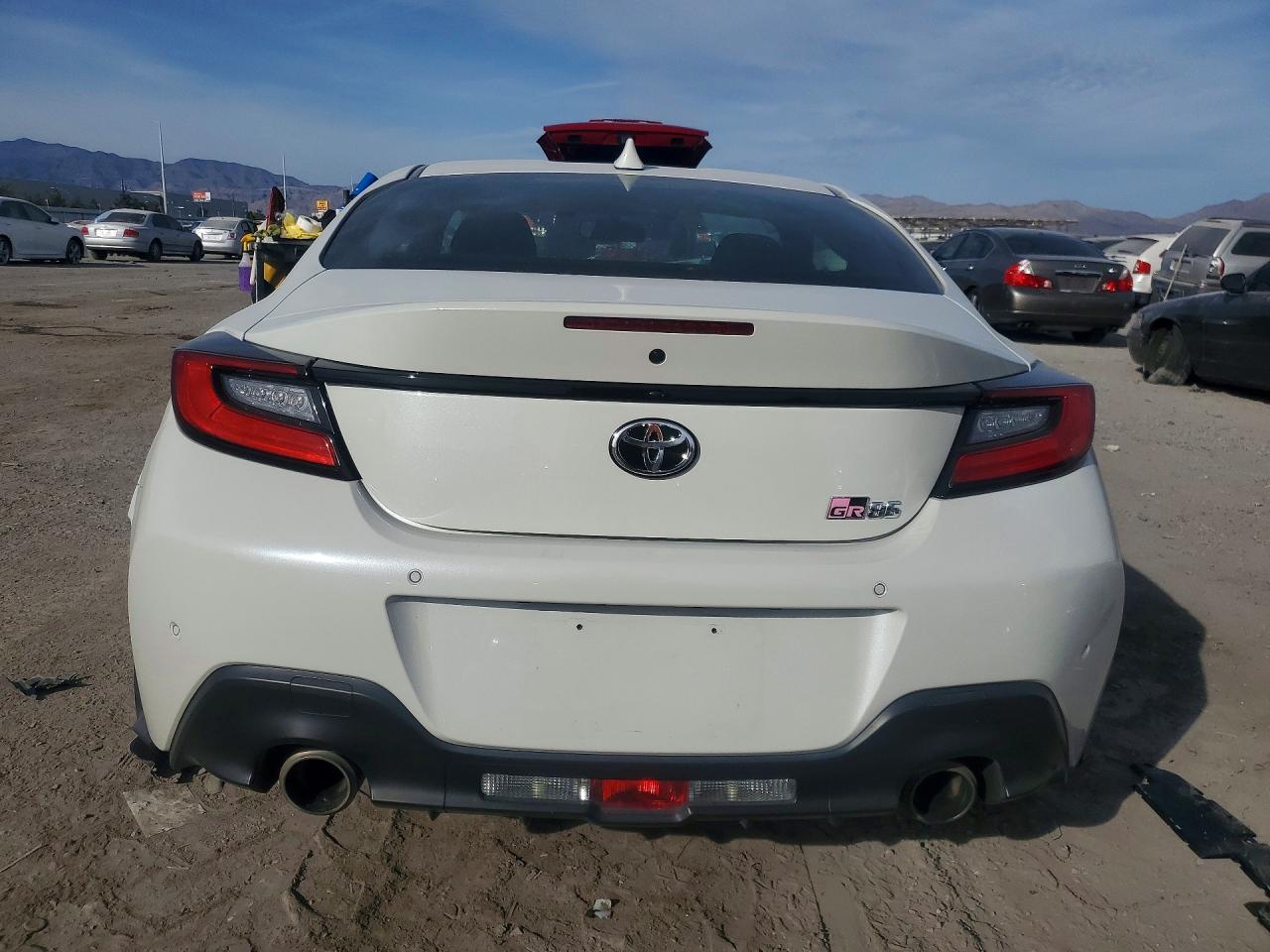 2023 TOYOTA GR 86 photo 11