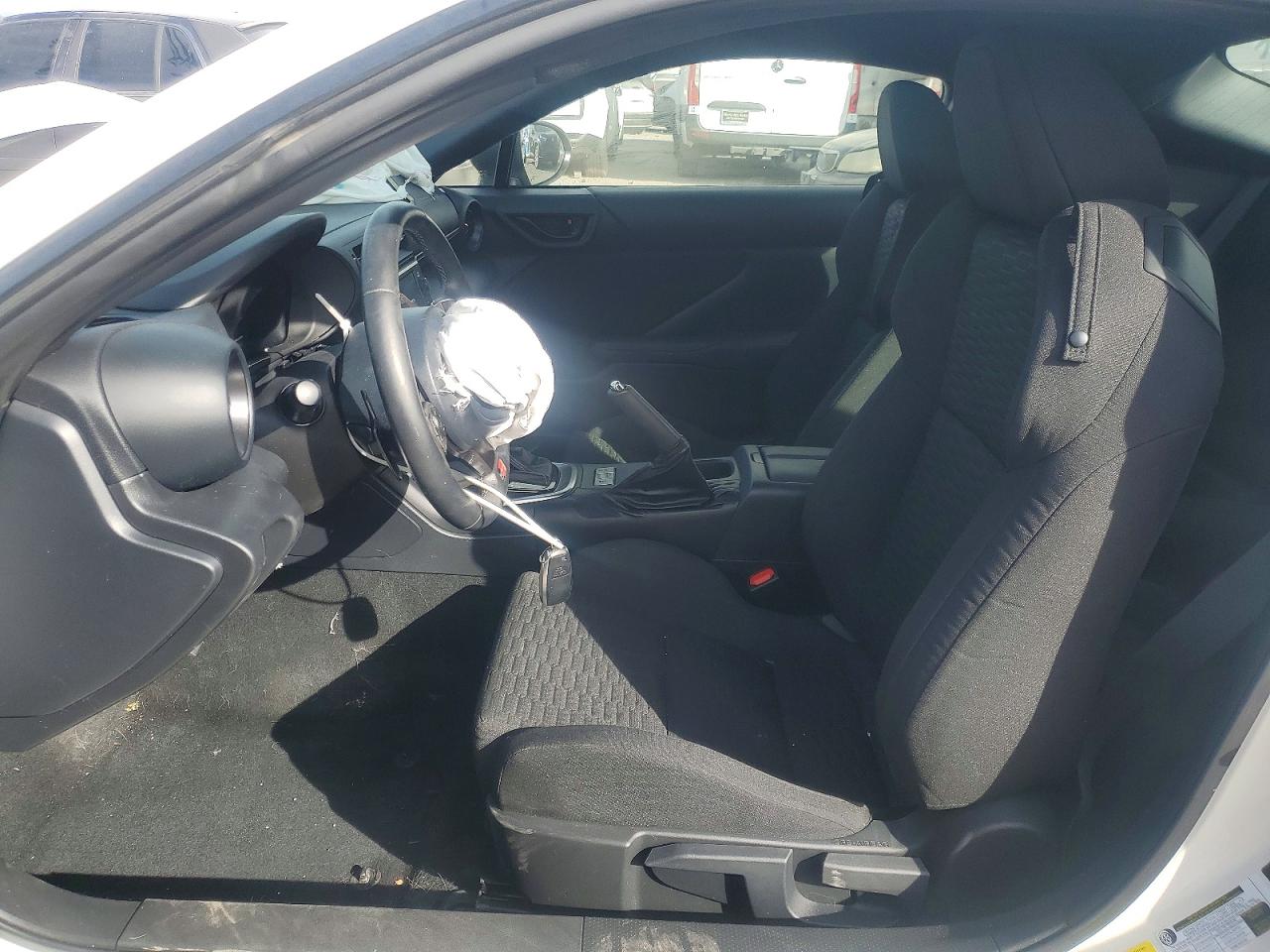 2023 TOYOTA GR 86 photo 13