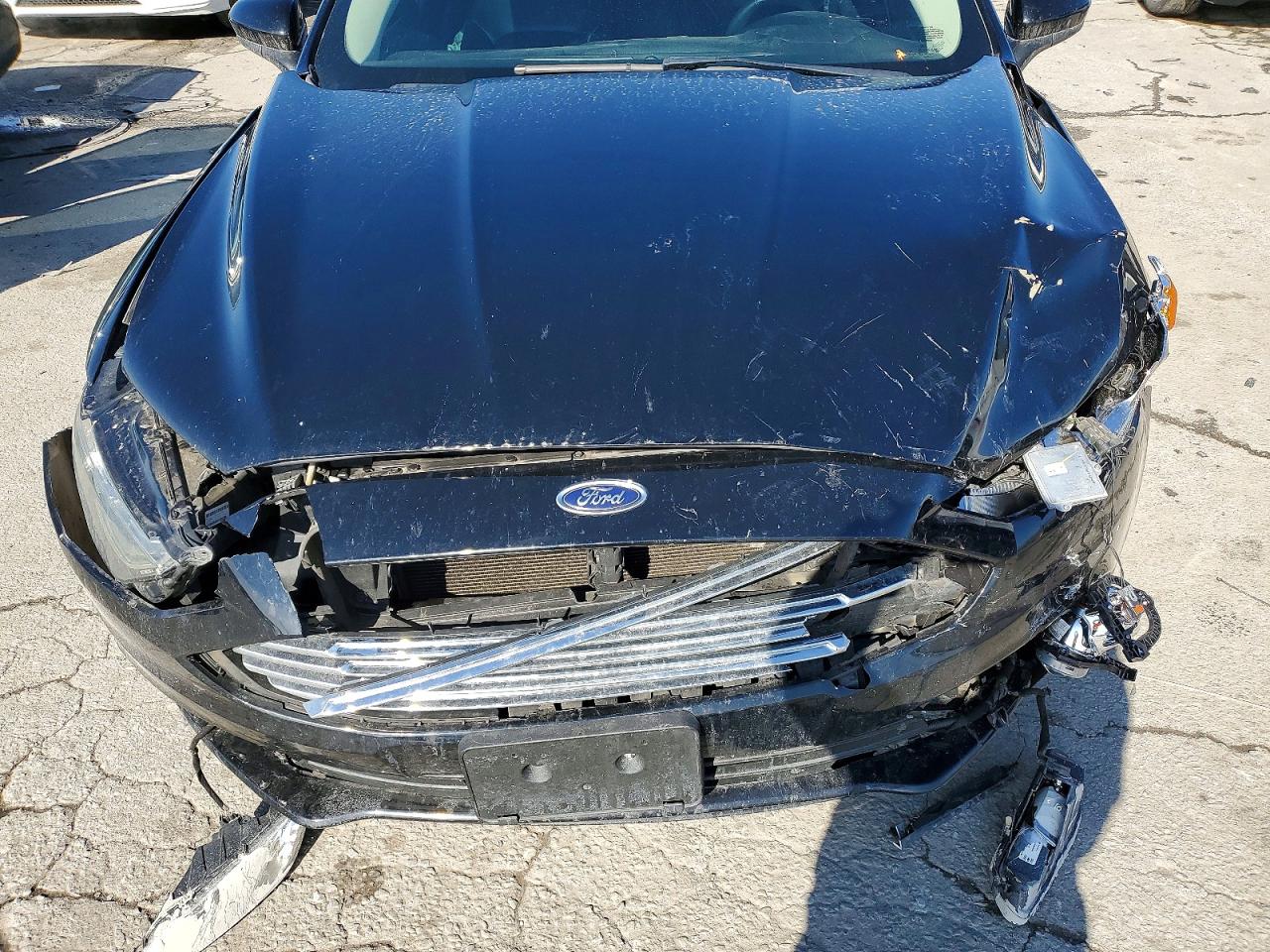 2017 FORD FUSION SE HYBRID photo 11