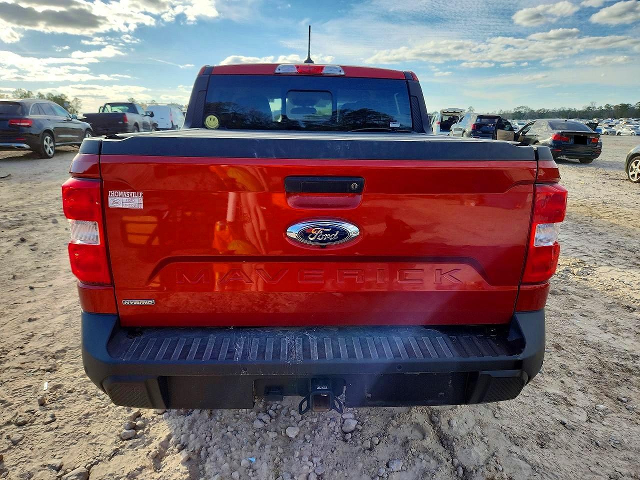 2024 FORD MAVERICK LARIAT photo 6