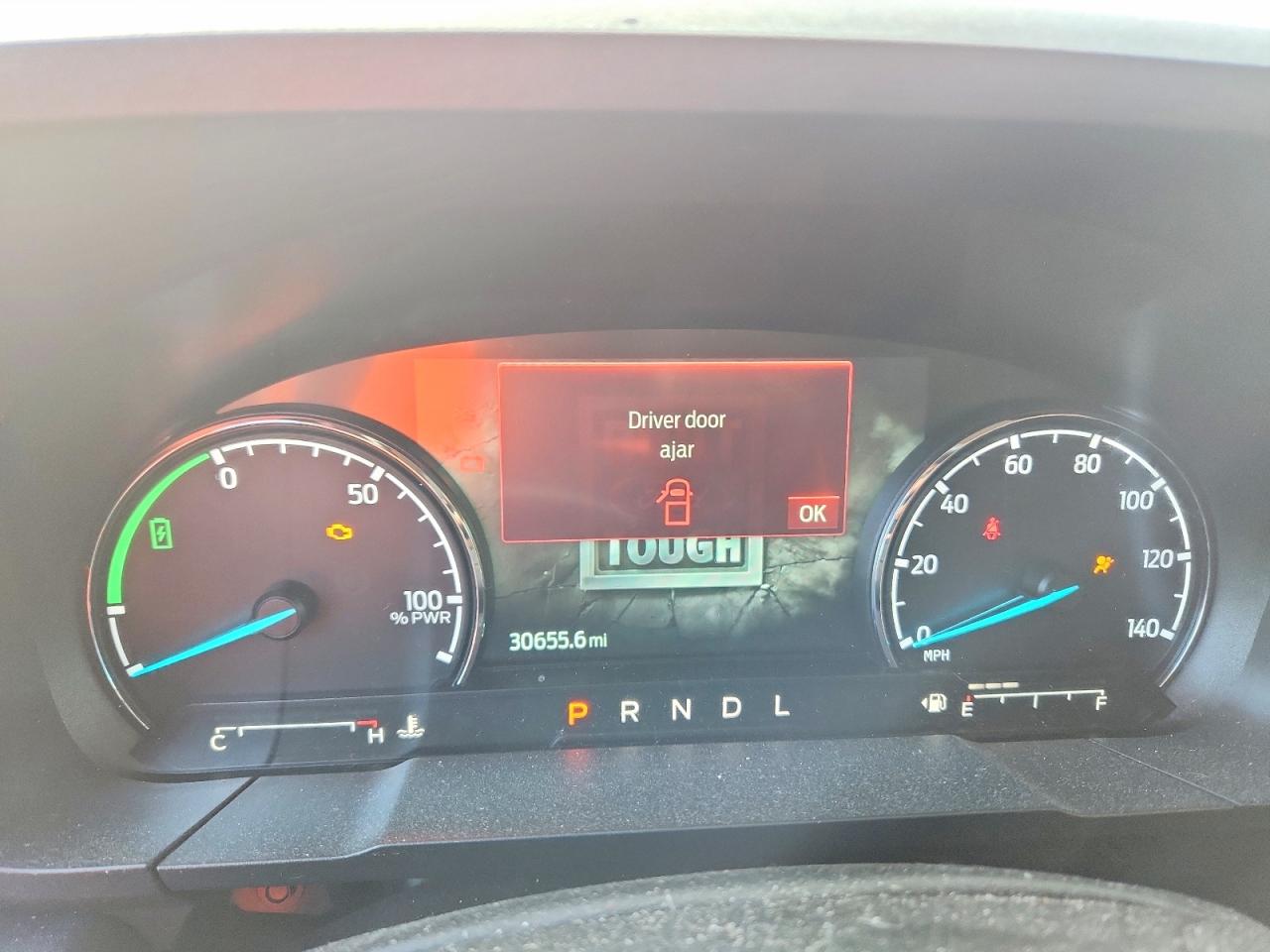 2024 FORD MAVERICK LARIAT photo 9