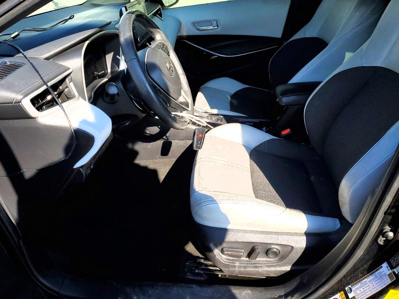 2019 TOYOTA COROLLA XSE photo 13