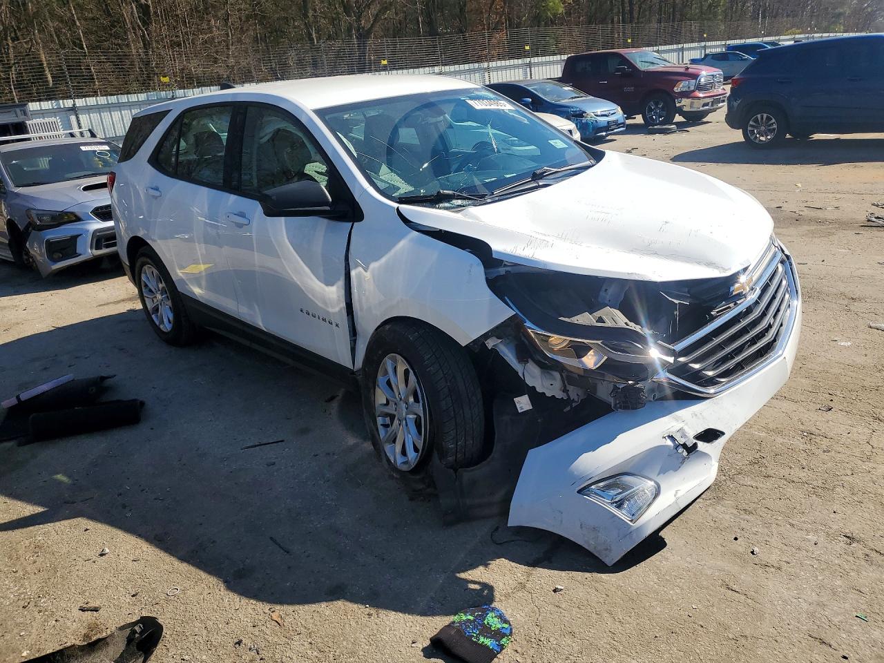 2019 CHEVROLET EQUINOX LS photo 4