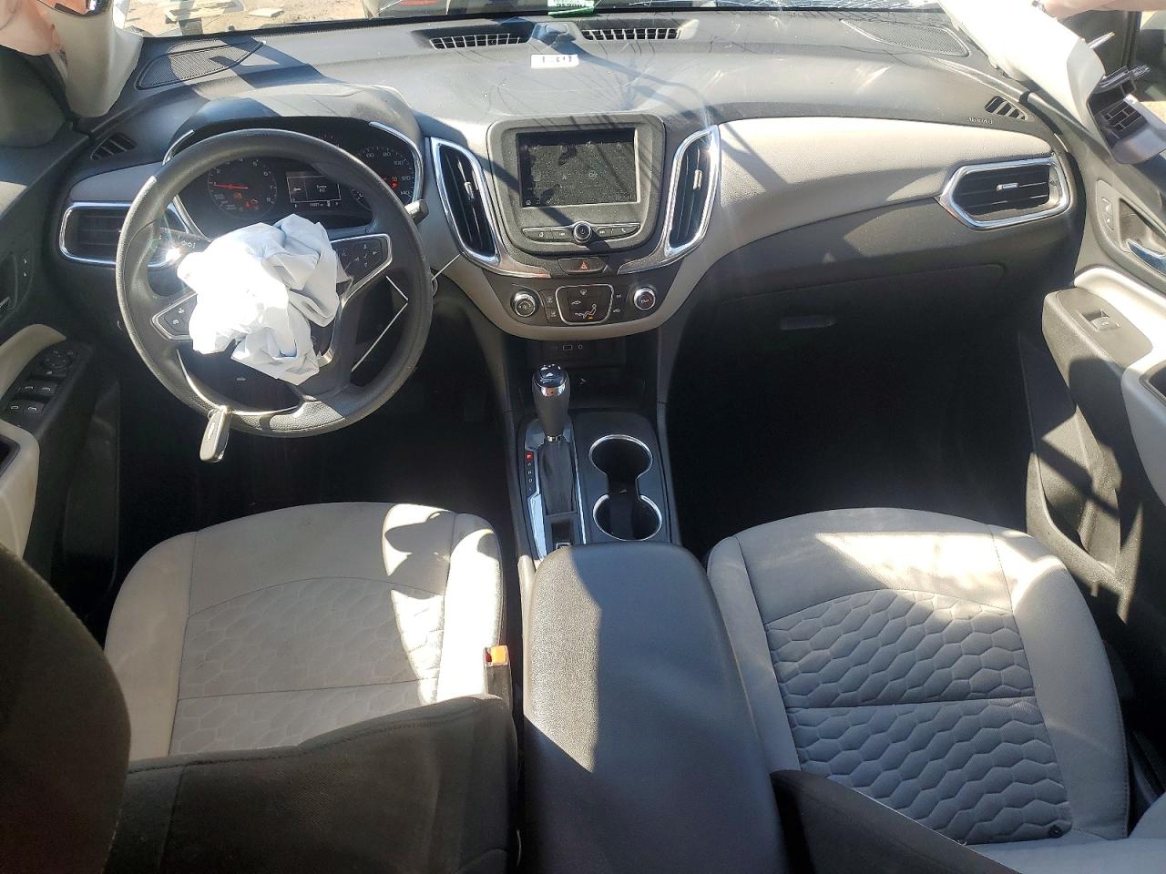 2019 CHEVROLET EQUINOX LS photo 8