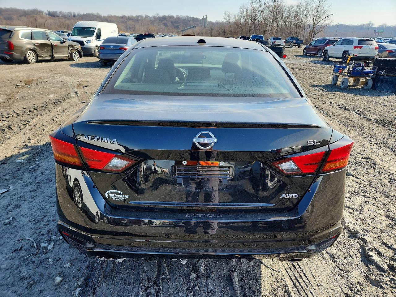 2025 NISSAN ALTIMA SL photo 11