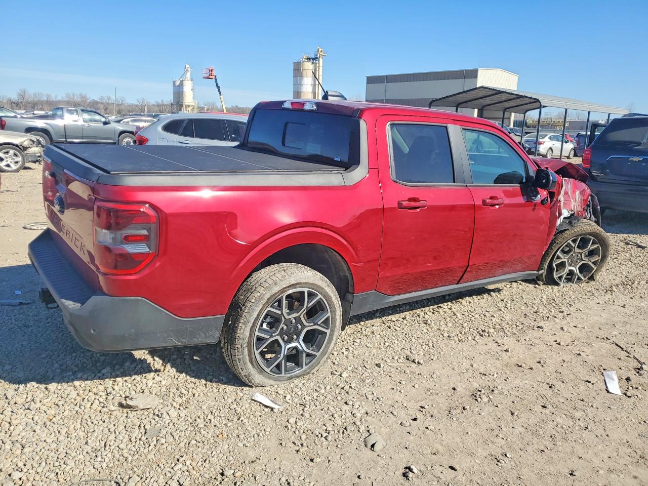 2025 FORD MAVERICK LARIAT photo 3