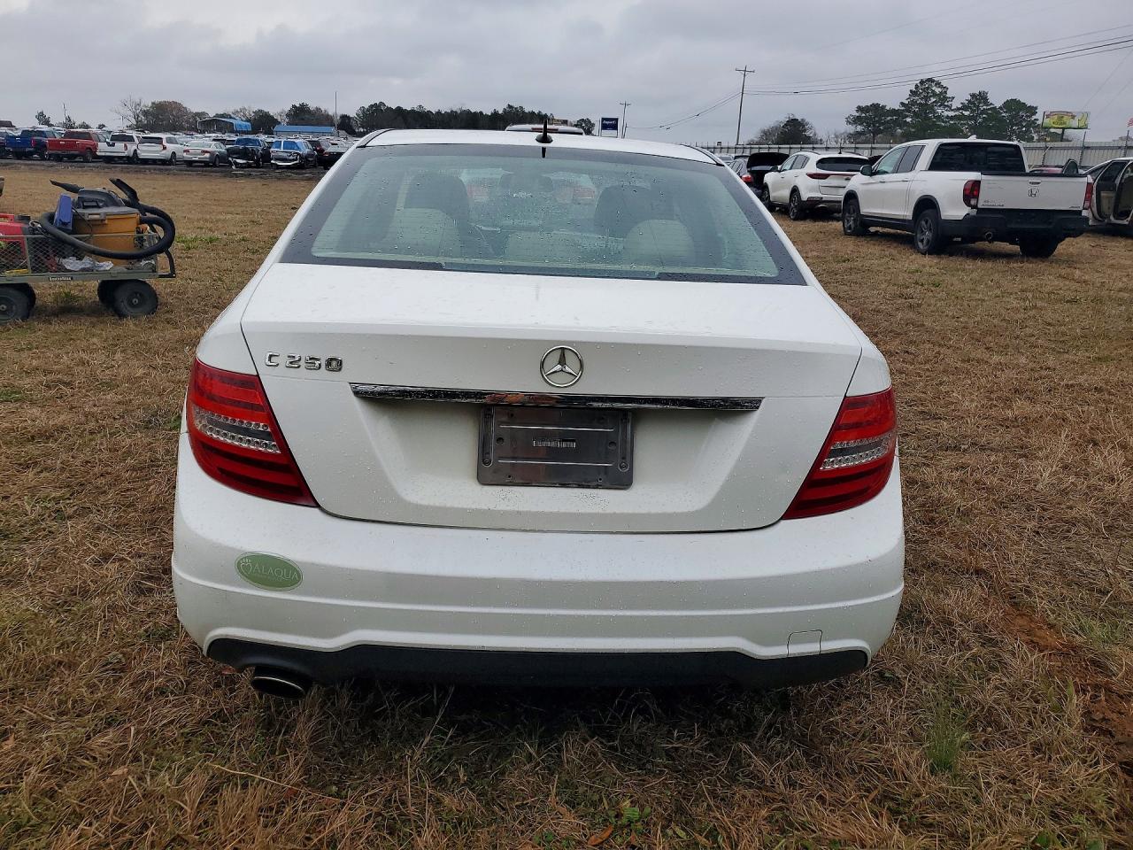 2014 MERCEDES-BENZ C 250 photo 11
