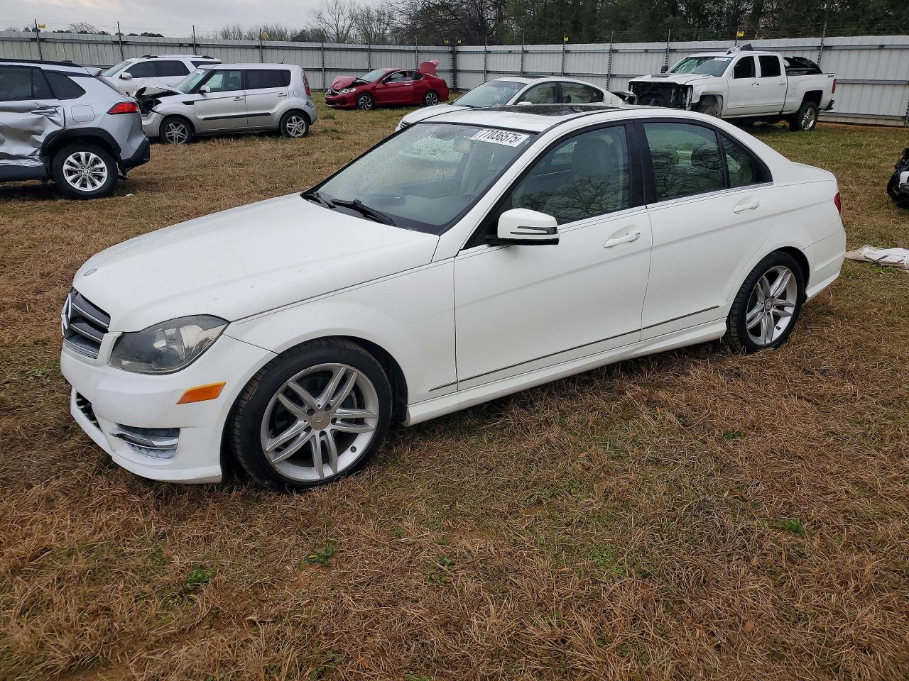 2014 MERCEDES-BENZ C