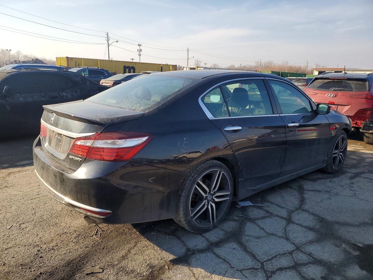 2016 HONDA ACCORD SPORT photo 5