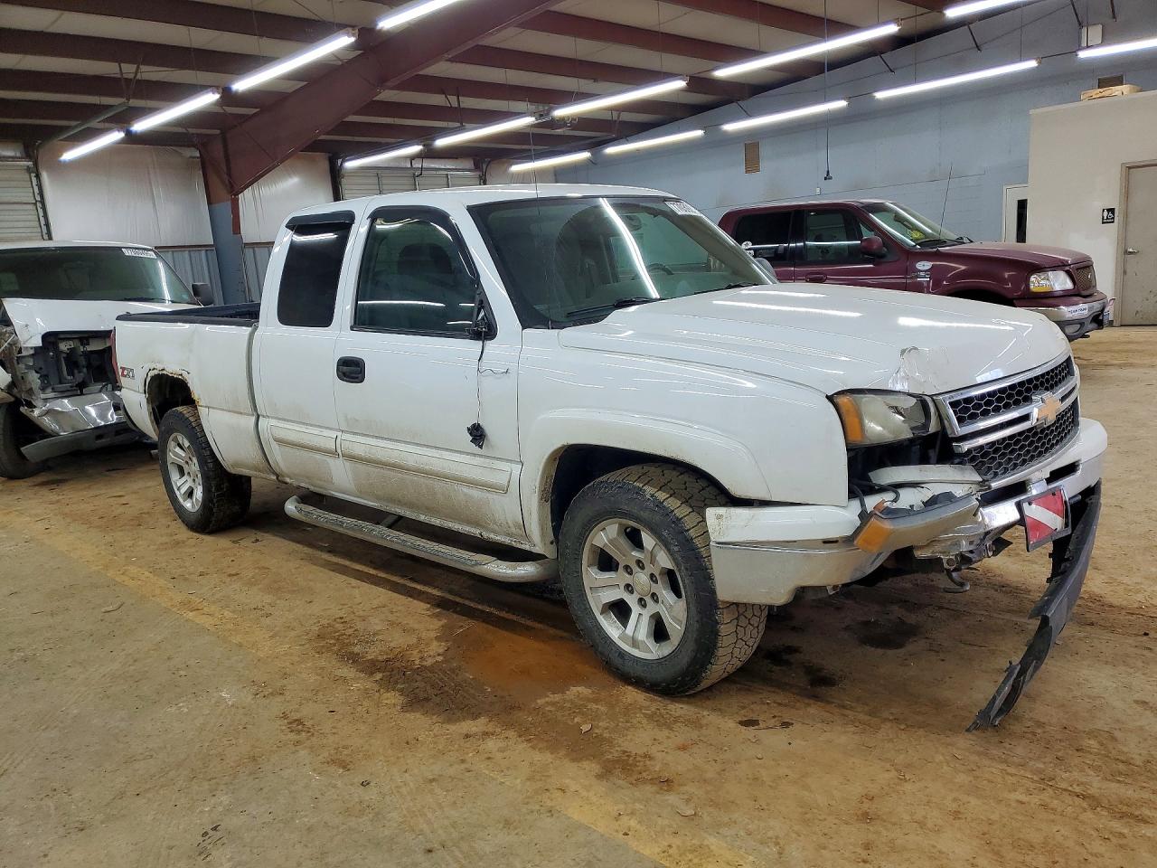 2007 CHEVROLET SILVERADO K1500 CLASSIC photo 4