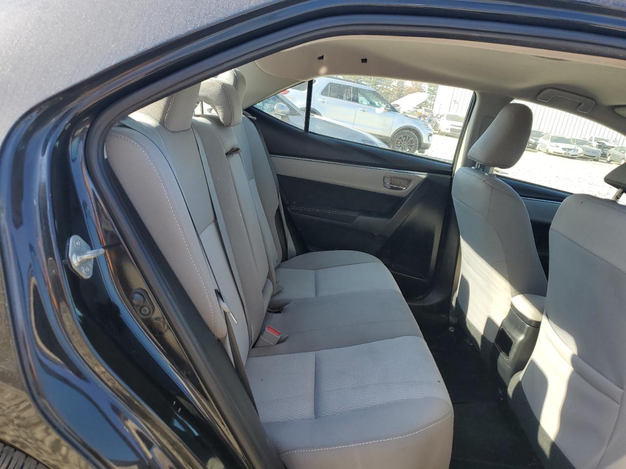 2016 TOYOTA COROLLA L photo 19