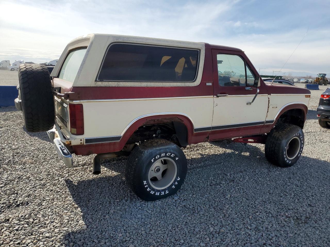 1982 FORD BRONCO U100 photo 3
